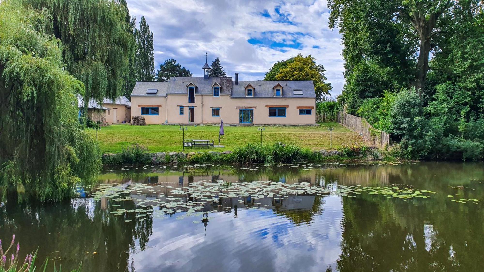 Au Fil De L'Eau Bed and Breakfast La Chapelle-Saint-Aubin Εξωτερικό φωτογραφία